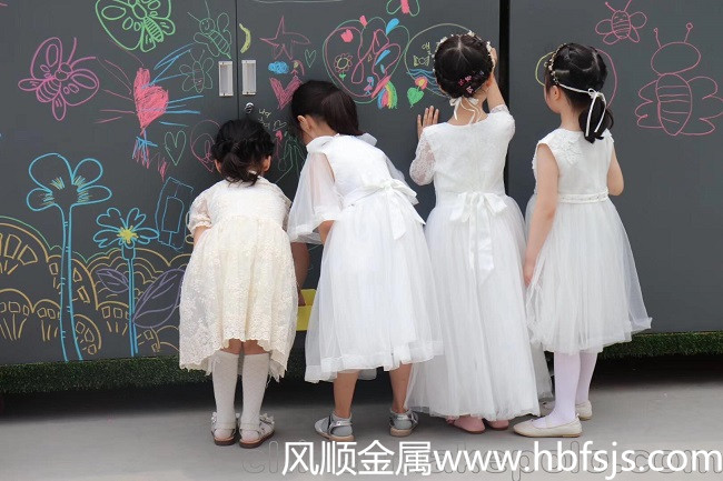 �׃��@Ϳ�f��������Ϳ�f�ռ{��